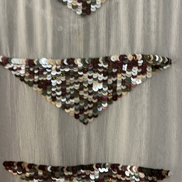 Beautiful Stories cream sheer long sleeved blouse with sequined triangles. Large - Picture 4 of 9